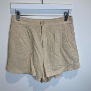 Sadie & Sage linen-like shorts
